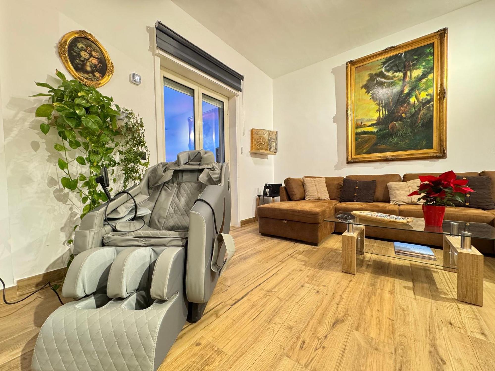 Carrubba'S Luxury Home San Giovanni La Punta Exterior photo